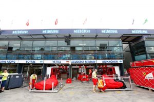 Le Ferrari a Melbourne pronte per l'inizio della nuova stagione | Foto Twitter