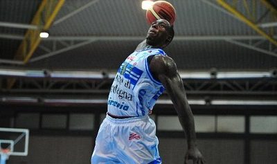 Basket: sarà Reggio Emilia-Sassari la finale Scudetto