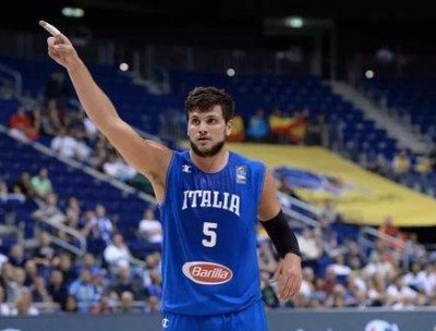 Gentile guida un’Italbasket spettacolare verso i quarti