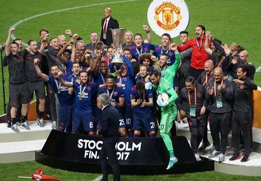 Manchester sorride, lo United di Mourinho trionfa in Europa League