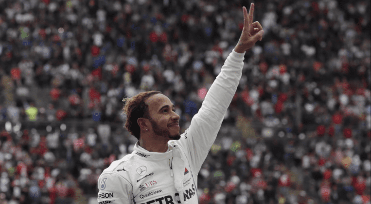 Lewis Hamilton in Messico diventa pentacampione del mondo