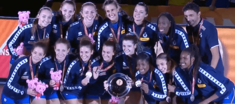 Il sogno d’oro dell’Italvolley femminile si spegne contro la Serbia