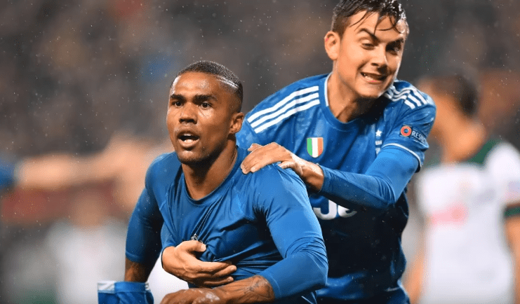 Champions: Douglas Costa e la Juve va, pari Atalanta col City