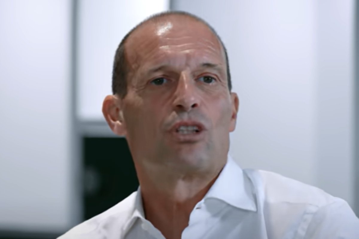 Allegri durante una intervista
