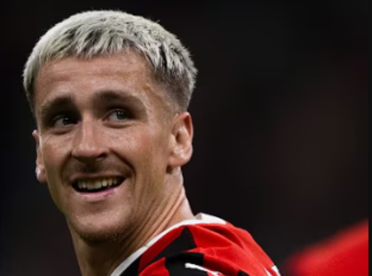 Saelemaekers con la maglia del Milan