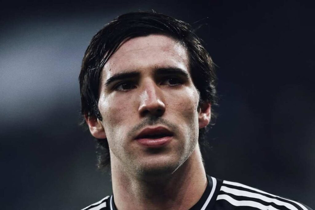 Tonali con la maglia del Newcastle