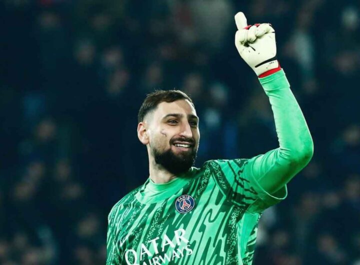 Gigio Donnarumma esulta dopo una vittoria del PSG