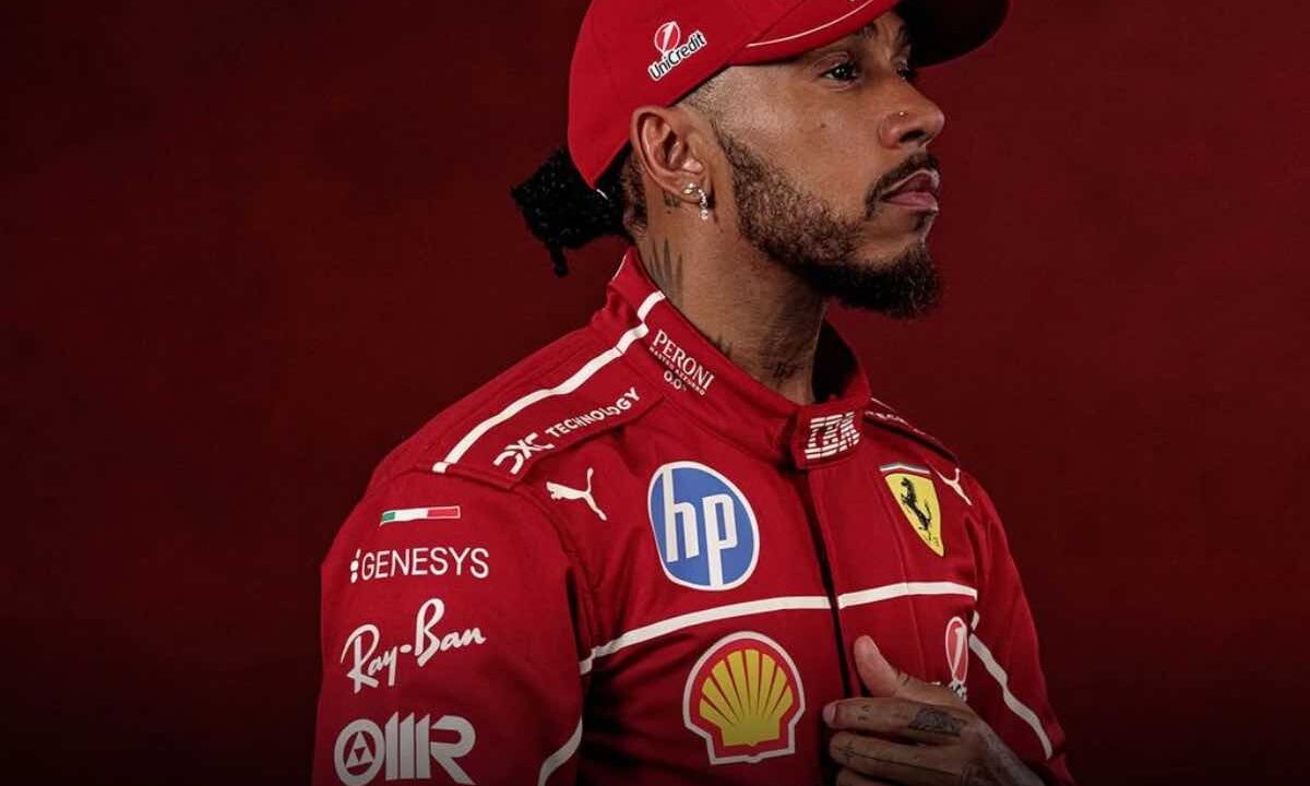 Lewis dice insulti