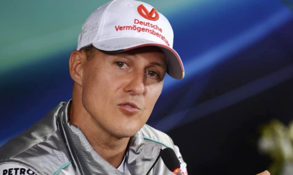 Schumacher in conferenza con la Mercedes