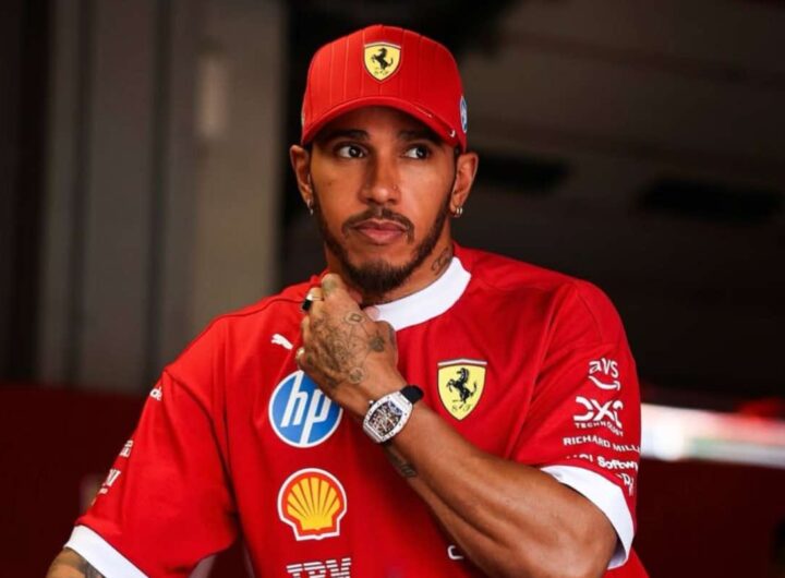 Lewis Hamilton abbandonato