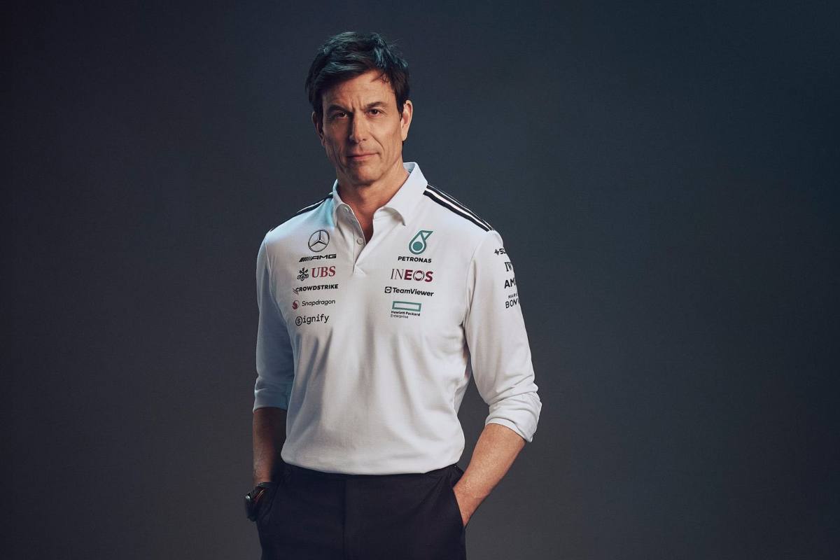 Toto Wolff critica Red Bull